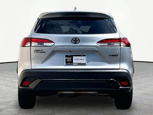 Used 2023 Toyota Corolla Cross AWD Hybrid image 5