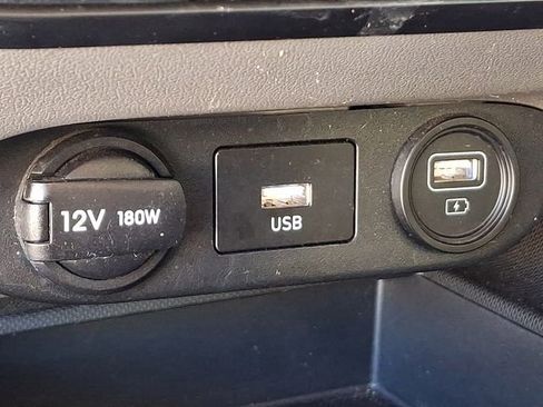 Used 2022 Hyundai Elantra SEL w/ Cargo Package image 27