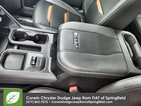 Used 2024 GMC Sierra 2500 AT4 w/ Technology Package image 20