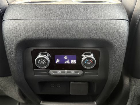 New 2026 Buick Enclave Sport Touring w/ Power Package FWD image 31
