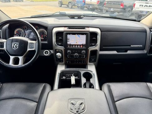 Used 2016 RAM 1500 Laramie w/ Convenience Group AWD/4WD image 12