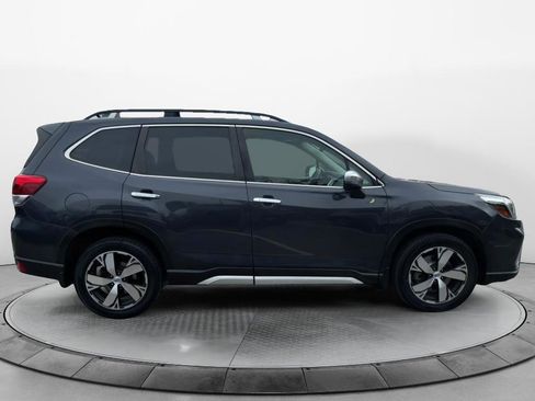 Used 2019 Subaru Forester Touring image 6
