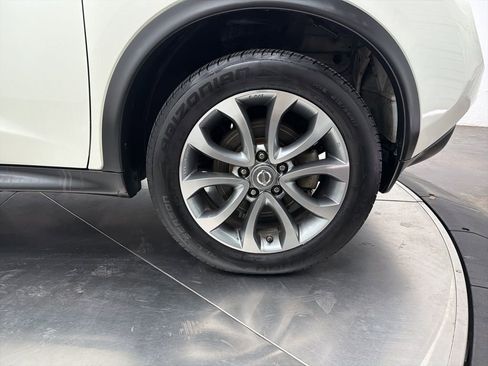 Used 2011 Nissan Juke SV image 9