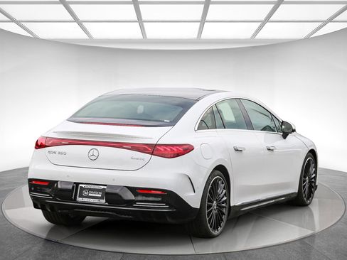Used 2024 Mercedes-Benz EQE 350+ 4MATIC Sedan image 4