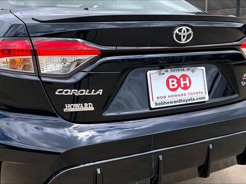 Used 2026 Toyota Corolla SE w/ SE Premium Package FWD image 29