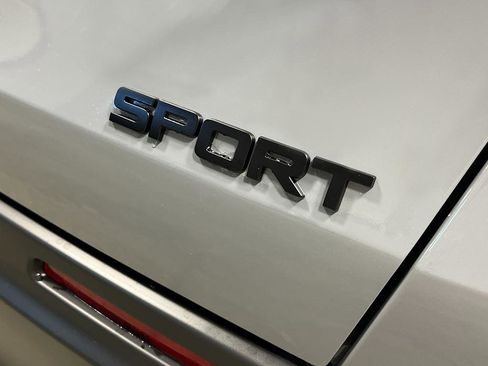 New 2026 Honda HR-V Sport image 10