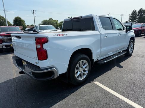 Used 2021 Chevrolet Silverado 1500 LTZ w/ LTZ Convenience Package II AWD/4WD image 5