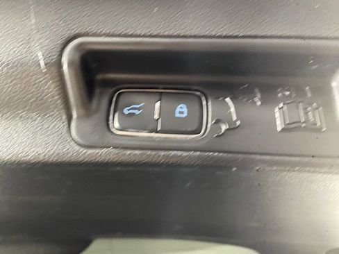 Used 2022 Ford Explorer ST w/ ST Street Pack image 15