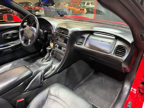 Used 1999 Chevrolet Corvette Convertible w/ Memory Pkg RWD image 47