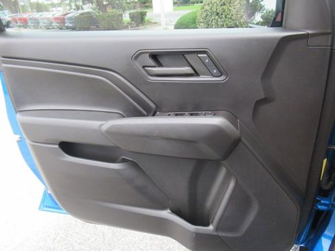 Used 2023 Chevrolet Colorado Trail Boss w/ LPO, Dark Essentials Package AWD/4WD image 20