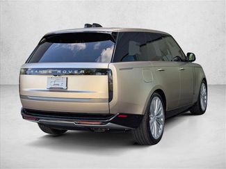 New 2025 Land Rover Range Rover SE video 2