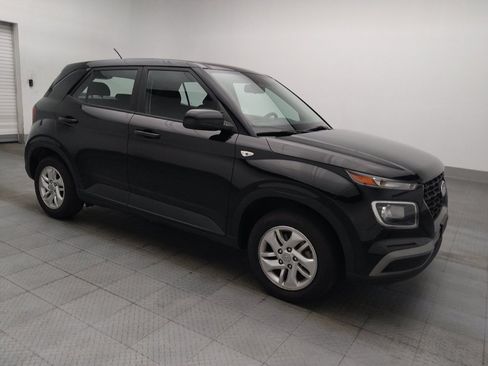 Used 2023 Hyundai Venue SE FWD image 11