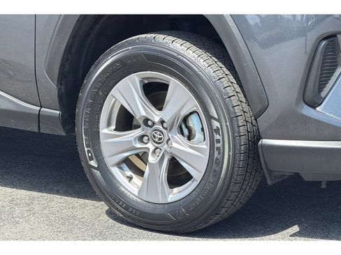 Certified 2025 Toyota RAV4 XLE AWD/4WD image 31