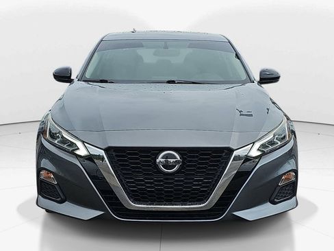 Used 2019 Nissan Altima 2.5 SR w/ SR Premium Package FWD image 11