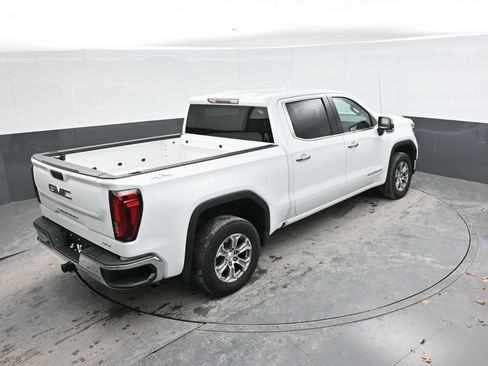 Used 2024 GMC Sierra 1500 SLT image 33