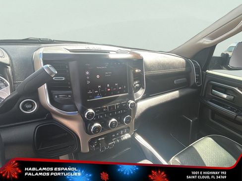 Used 2022 RAM 3500 Laramie RWD image 28