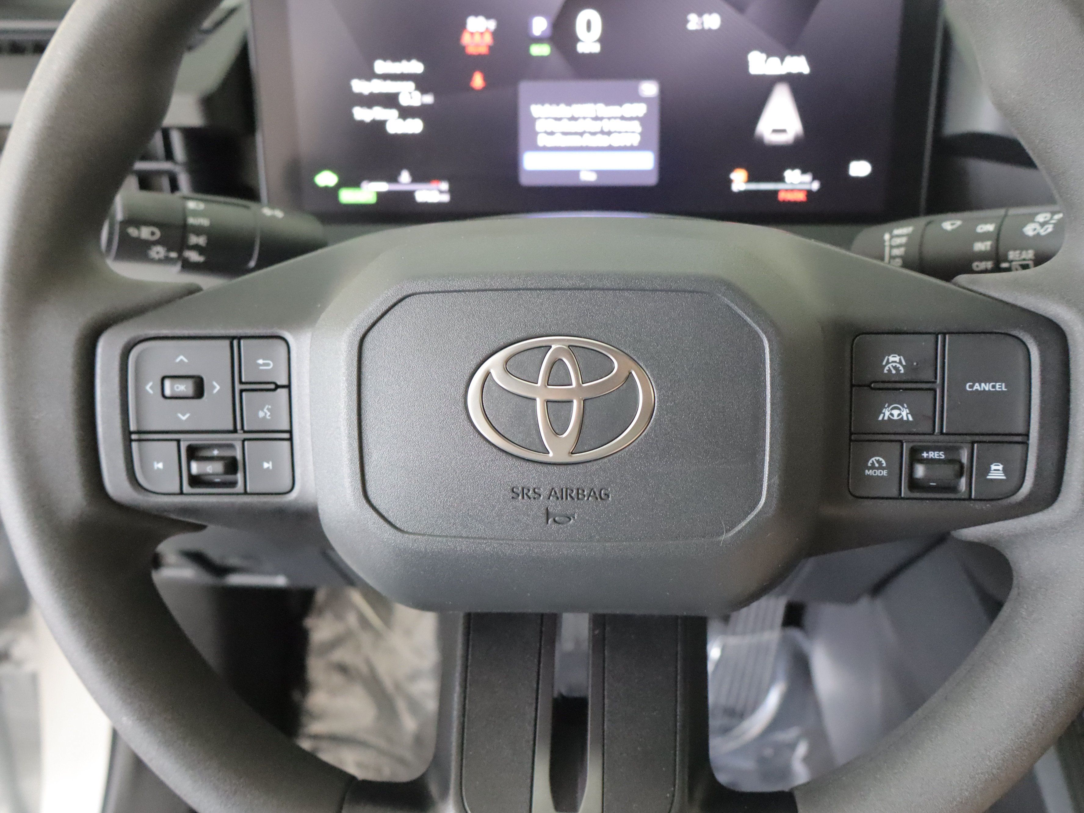 Used 2026 Toyota RAV4 LE AWD/4WD image 13