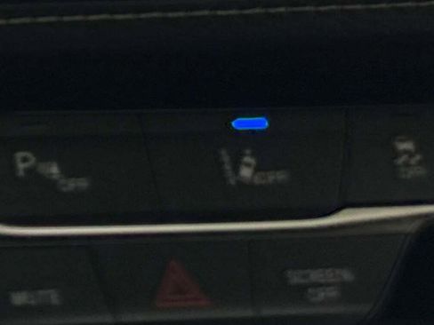 New 2026 Chrysler Pacifica Select image 36