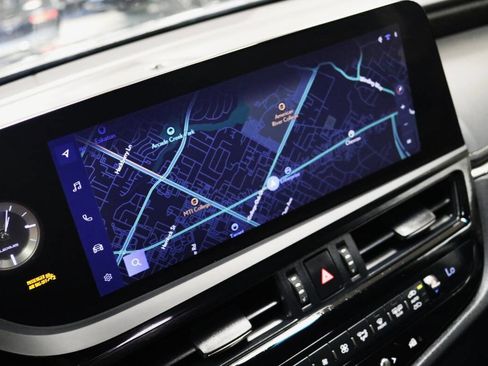 Used 2023 Lexus ES 350 w/ Premium Package image 27