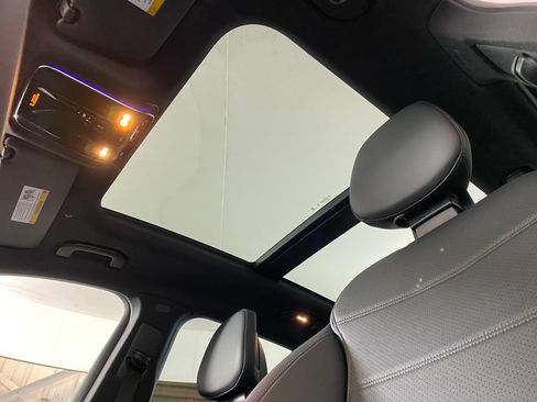 Used 2026 Mercedes-Benz GLC 300 4MATIC image 14