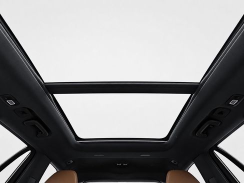 Certified 2023 Volvo XC90 B6 Plus AWD/4WD image 17