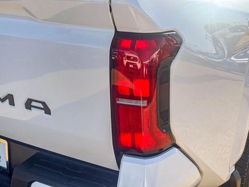 New 2026 Toyota Tacoma SR5 AWD/4WD image 8