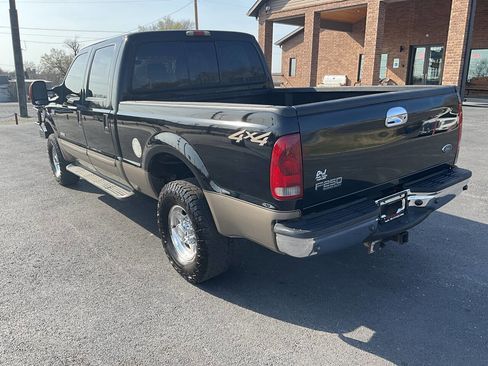 Used 2004 Ford F250 Lariat image 3