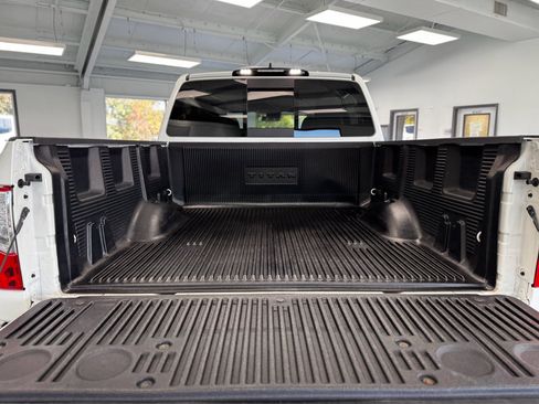 Used 2024 Nissan Titan SV w/ Accessory Utility Package image 31