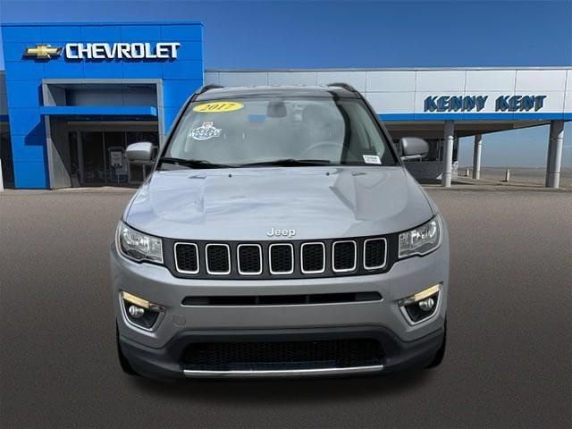 Used 2017 Jeep Compass Limited w/ Navigation Group AWD/4WD image 8