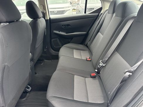 Certified 2025 Nissan Sentra SV image 6