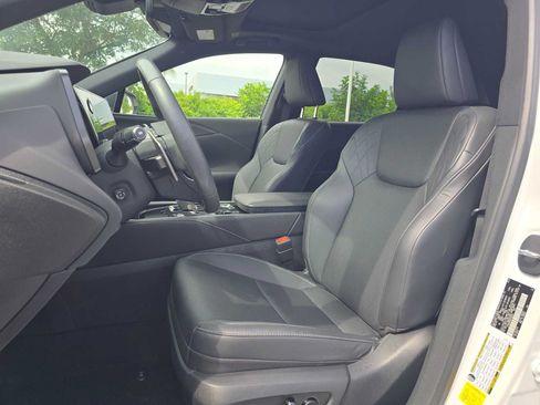 Used 2024 Lexus RX 350 FWD w/ Technology Package image 22