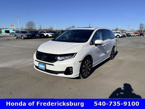 Certified 2025 Honda Odyssey Elite image 2