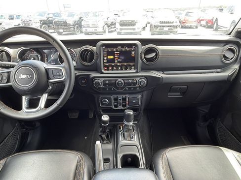 Used 2023 Jeep Gladiator Overland AWD/4WD image 21