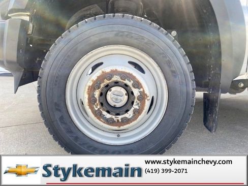 Used 2008 Ford F550 4x4 Regular Cab Super Duty image 8