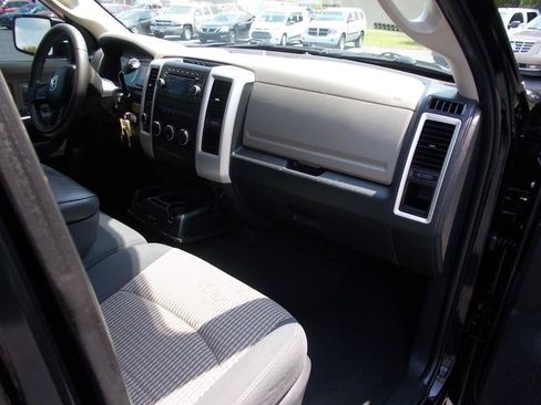 Used 2012 RAM 1500 Classic SLT AWD/4WD image 23