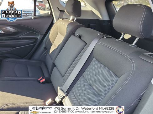 Used 2023 GMC Terrain SLE w/ Driver Convenience Package image 26