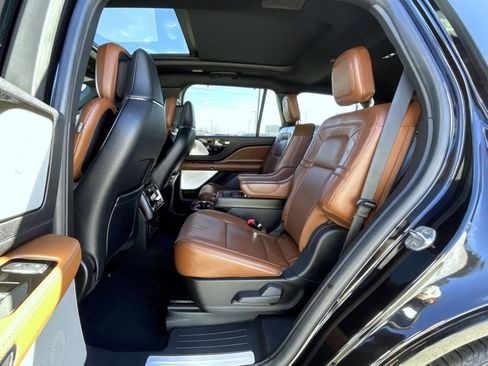 Used 2021 Lincoln Aviator Reserve w/ Equipment Group 210A image 22