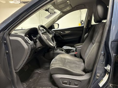 Used 2015 Nissan Rogue SV AWD/4WD image 19