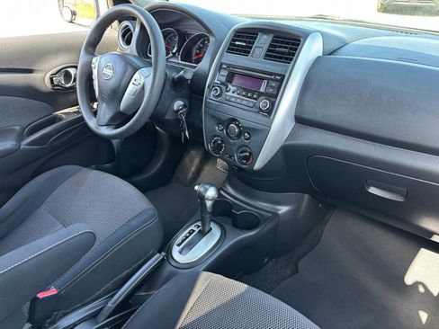 Used 2016 Nissan Versa SV FWD image 13