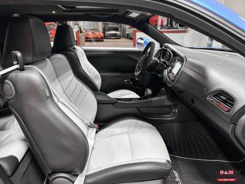 Used 2023 Dodge Challenger SRT Hellcat image 13