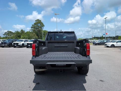 Used 2024 Toyota Tacoma TRD Off-Road AWD/4WD image 5