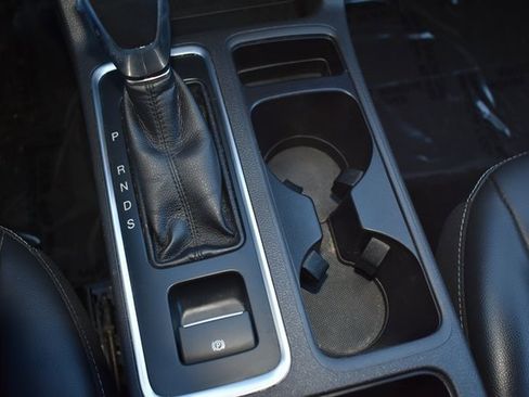 Used 2019 Ford Escape SEL image 30