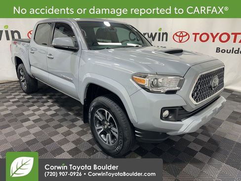Used 2019 Toyota Tacoma TRD Sport image 1