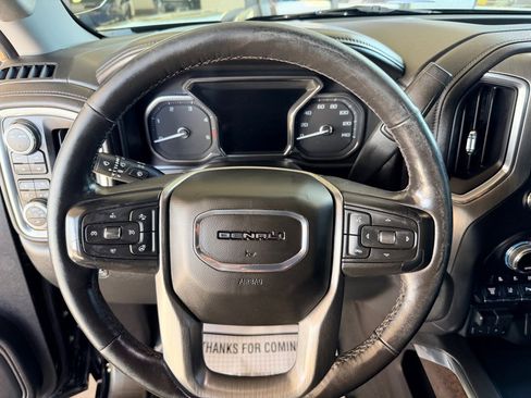 Used 2022 GMC Sierra 2500 Denali AWD/4WD image 11