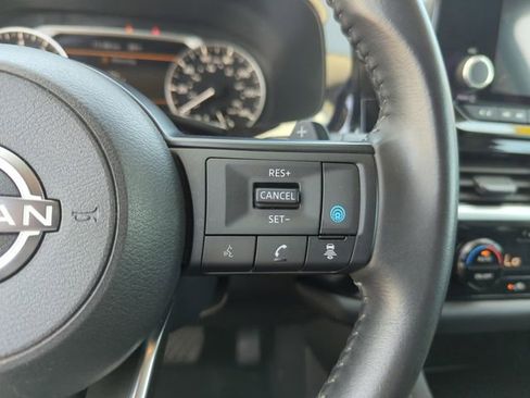 Certified 2024 Nissan Pathfinder SV w/ SV Premium Package FWD image 39