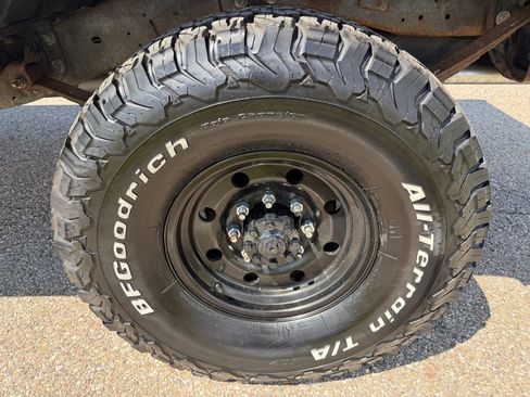 Used 1990 Dodge Ramcharger 4WD image 18