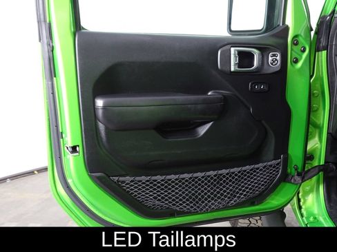 Used 2020 Jeep Wrangler Unlimited Rubicon w/ Steel Bumper Group AWD/4WD image 14