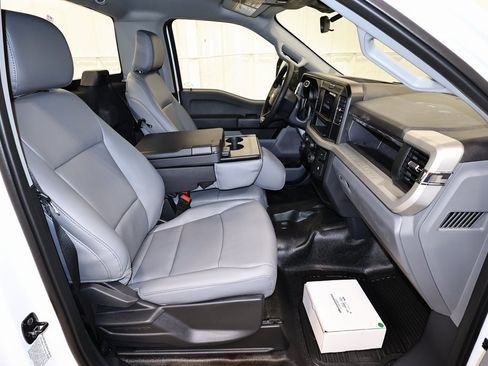 New 2026 Ford F550 4x4 Regular Cab Super Duty image 11