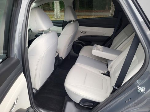 Used 2025 Hyundai Tucson SEL AWD/4WD image 14