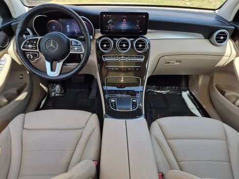 Used 2021 Mercedes-Benz GLC 300 4MATIC image 20